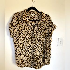 Umgee top size large